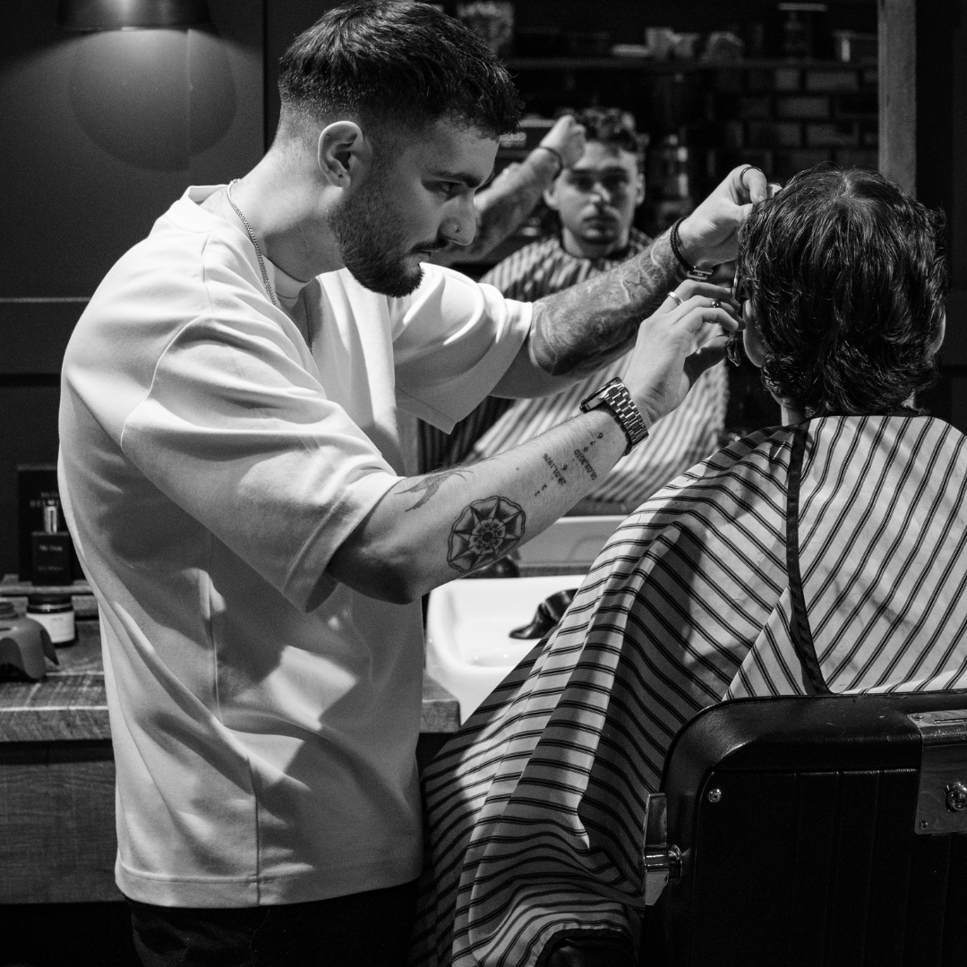 MR DUN SHAMPOO & HAIRCUT